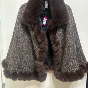 Vince Camuto Tweed Cape with Faux Fur Trim
